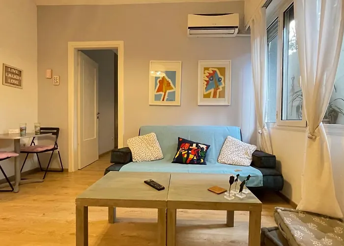 Cozy Apartment Ideally Located City Center And Megaron Moussikis Metro Station